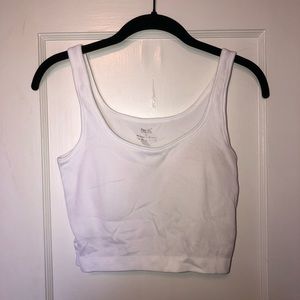 Ribbed Crop Tank with Non-Removable Padding